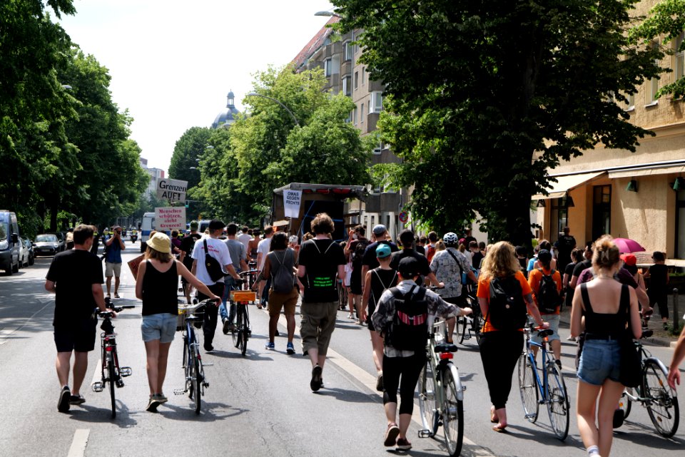 Menschenrechte unverhandelbar demonstration Berlin 2021-06-20 50