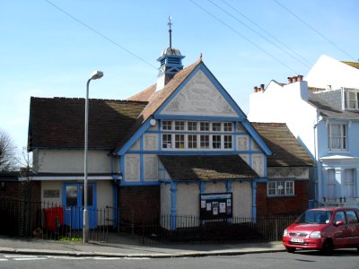 Mendham Hall (Church Hall of Emmanuel Church), West Hill, Hastings (April 2010) (1)