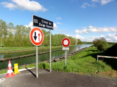 Mennessis (Aisne) Canal de Saint-Quentin, panneau