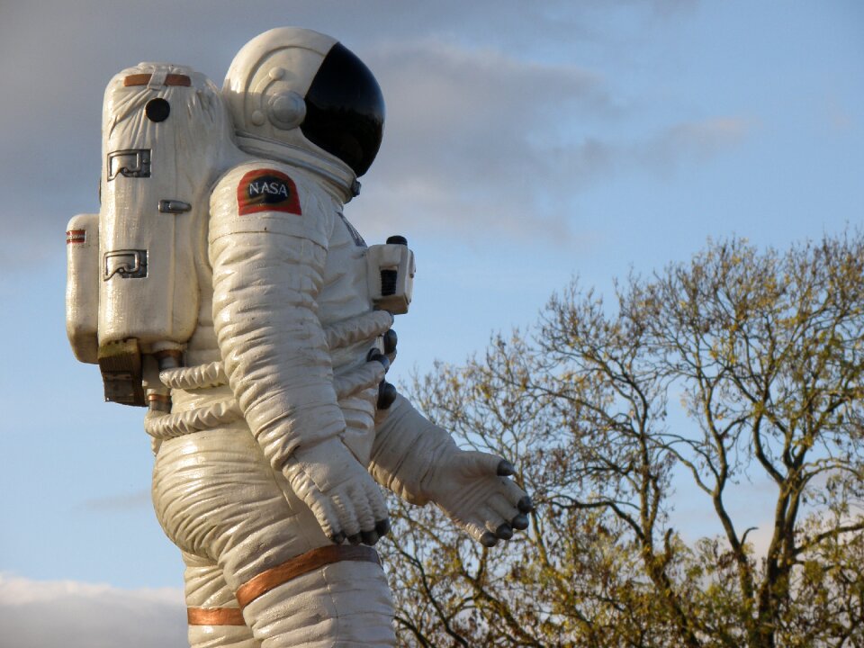 Spaceman astronaut statue