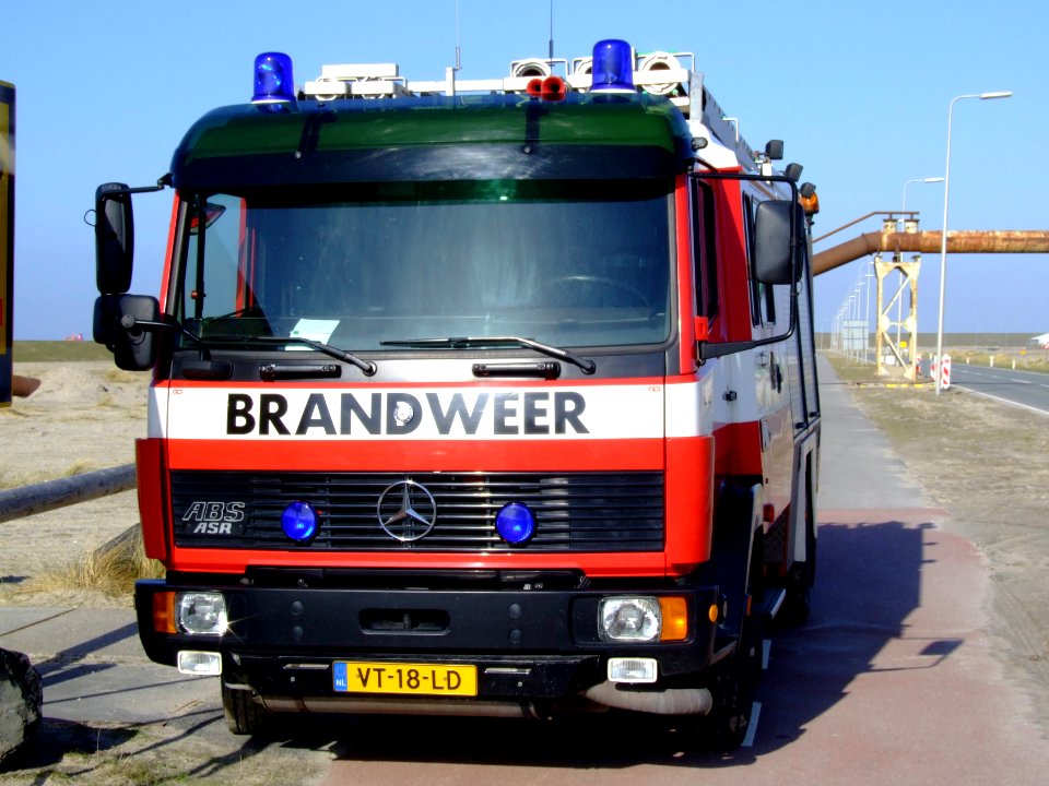 Mercedes Brandweer p3