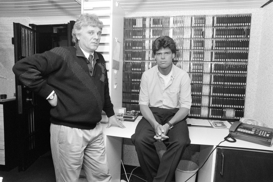 Menno Buch (r) en Lolke Haringa van Red Ear Productions (06 nummers), Bestanddeelnr 934-1854