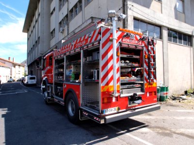 Mercedes Axor 1833, Bombeiros Covilhã, Unit 0501 VSAE 01 pic2