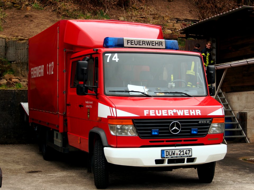 Mercedes Benz 815D, Unit 74 of the Freiwillige Feuerwehr Lambrecht (Pfalz), pic3