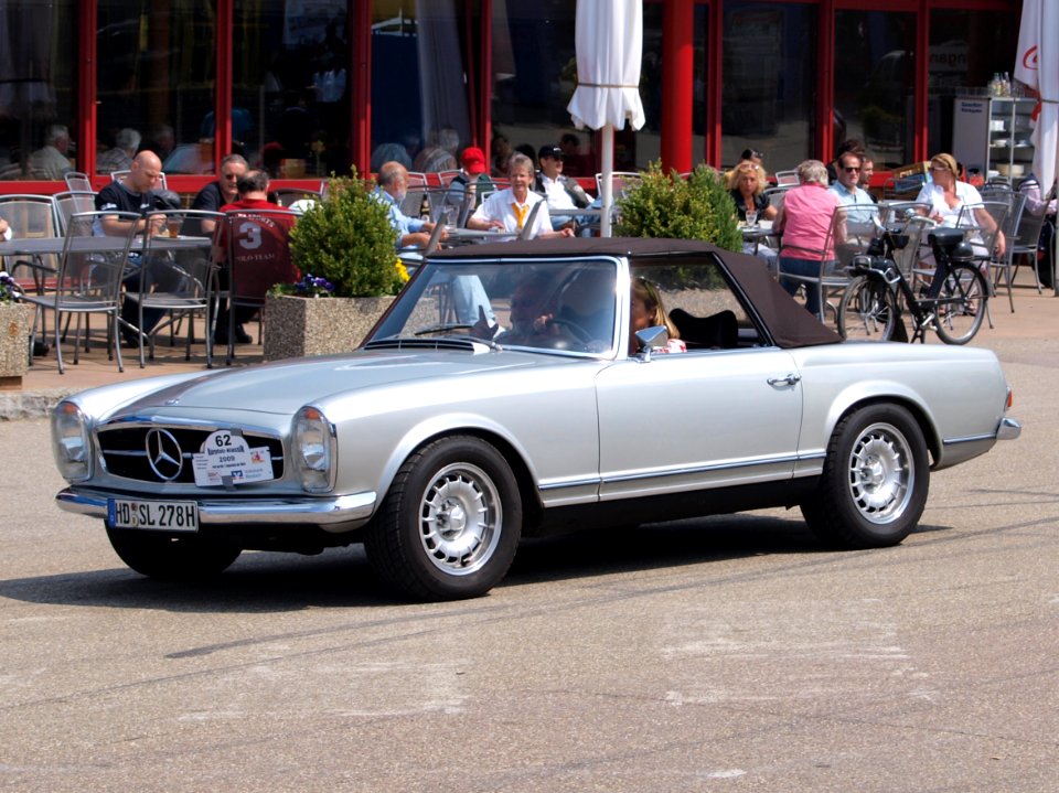 Mercedes Benz 280 SL (1970) p1