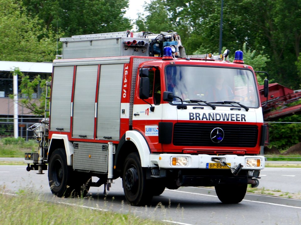Mercedes Brandweer Leiden, Unit 16-4170, pic1