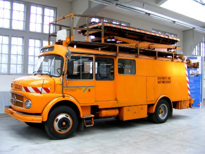Mercedes Benz Turmwagen (SWM - Verkehrsbetriebe)