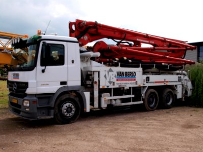 Mercedes Benz Actros 2636 Putzmeister M32