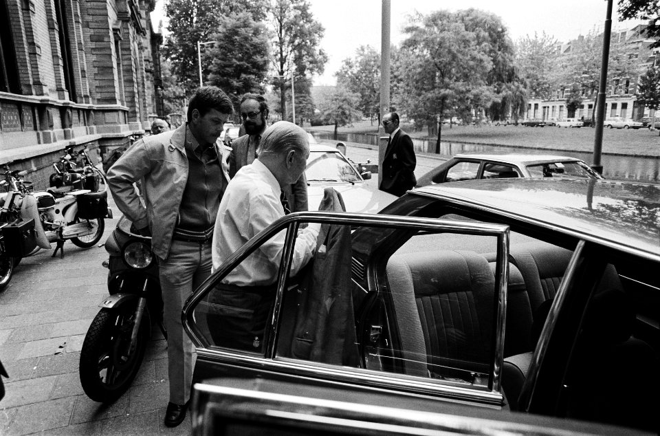 Menten proces in Rotterdam - laatste woorden Menten aankomst Pieter Menten, Bestanddeelnr 930-9062