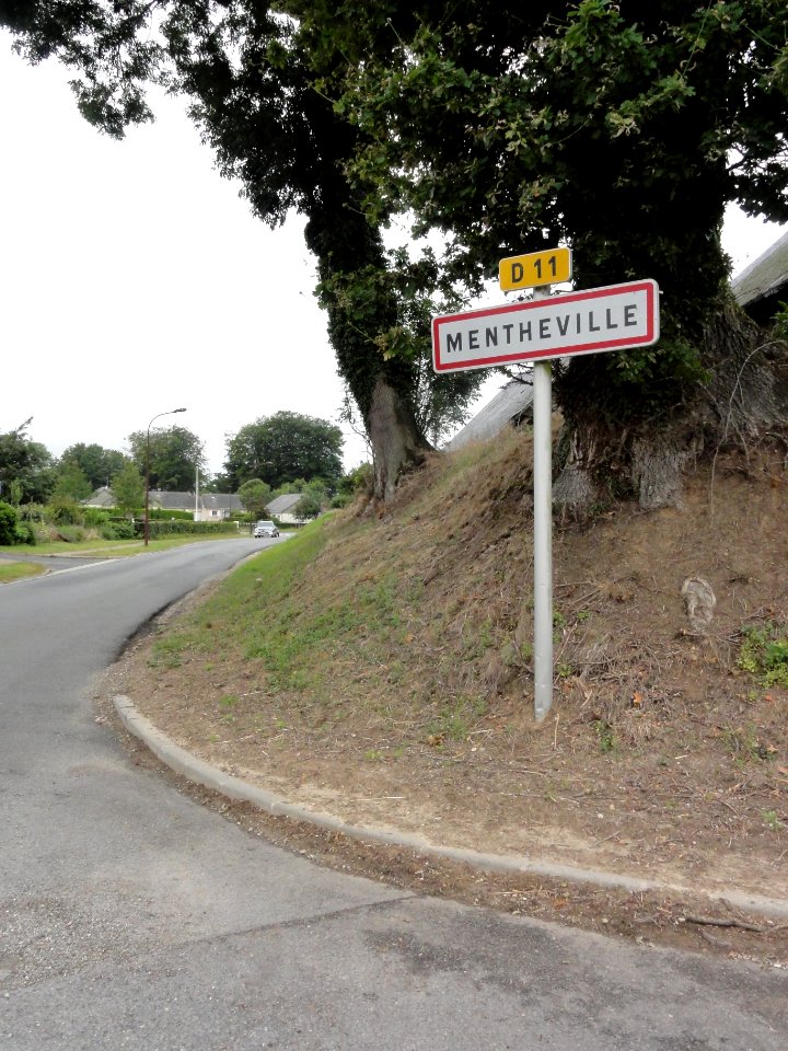 Mentheville (Seine-Mar.) entrée