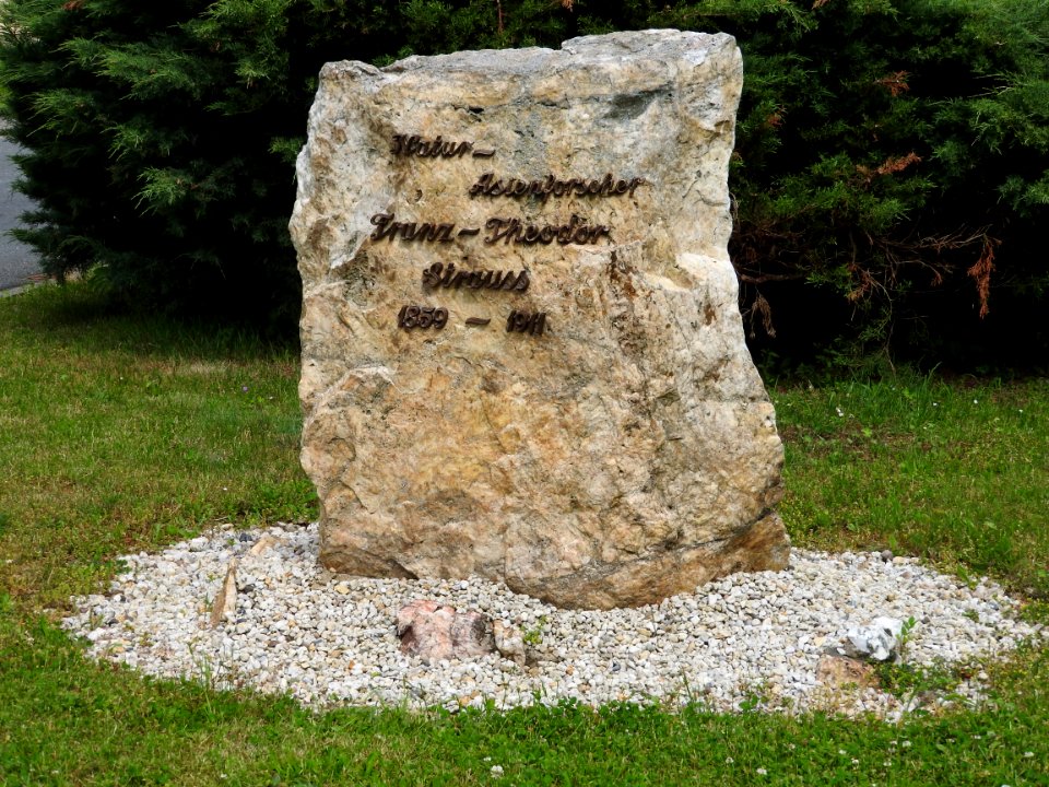 Memorial stone, Franz Theodor Strauss, Kleinbocka