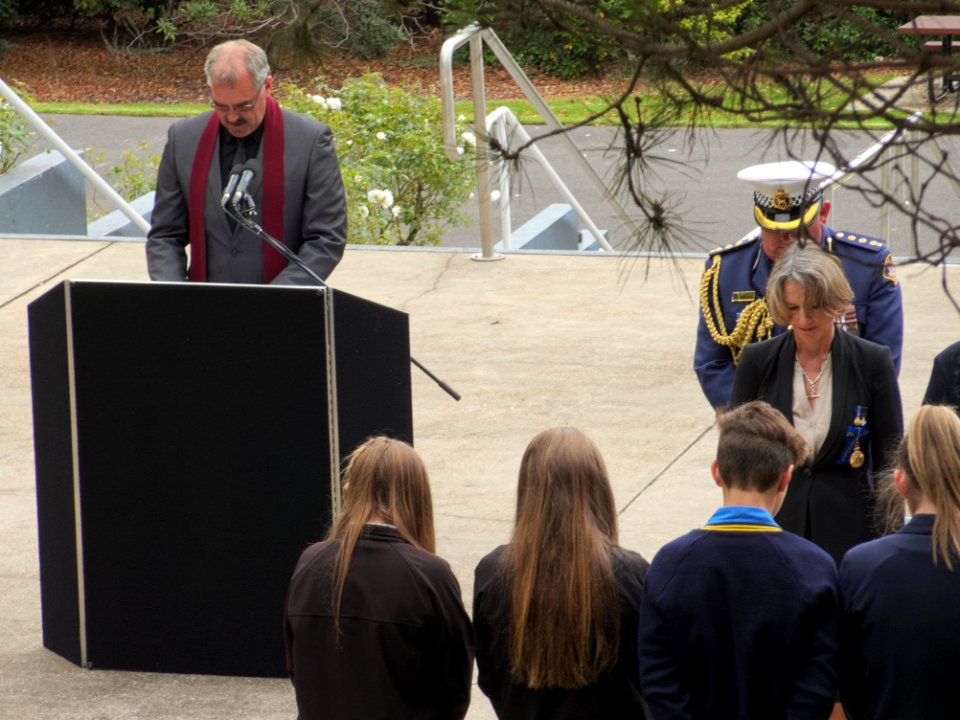 Memorial-unveilings-Burnie-20150331-023