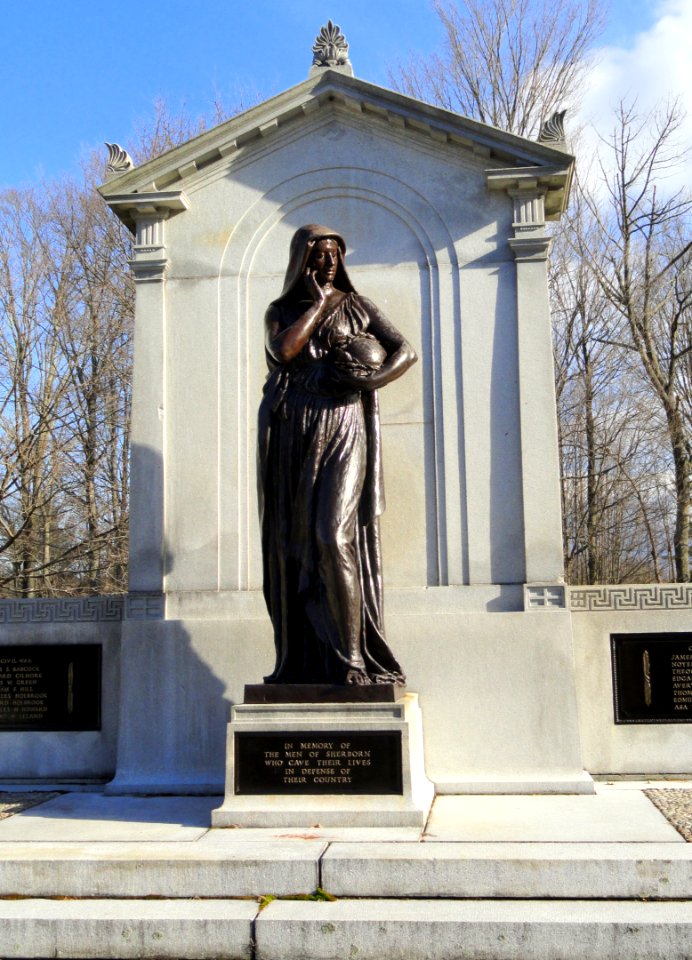 Memory Statue by Cyrus Edwin Dallin - Sherborn, MA - DSC03007