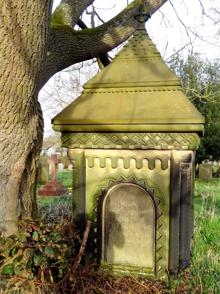 Memorial To Zinai Wormald Approximately 30 Metres North Of Church Of St John The Baptist