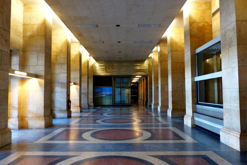 Gang architecture lighting