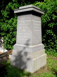 Memorial to John Cordy Burrows at Brighton Extramural Cemetery, off Lewes Road, Brighton (September 2010)