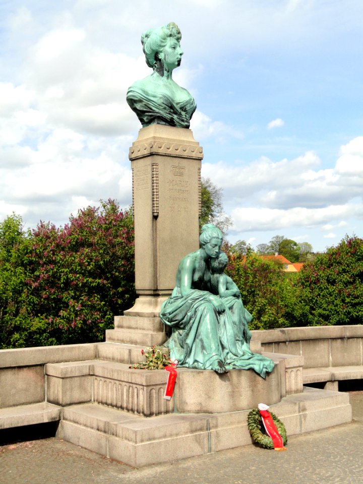 Memorial to Princess Marie of Orléans - Copenhagen - DSC07198