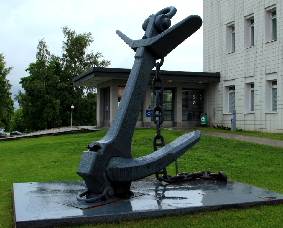 Memorial Anchor Kemi City Hall 20140704