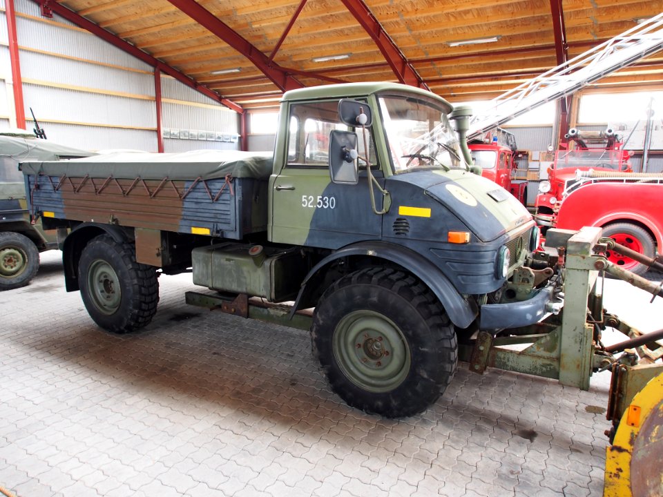 Mercedes Unimog with Snowplow in Aalborg Forsvars- og Garnisonsmuseum, pic4