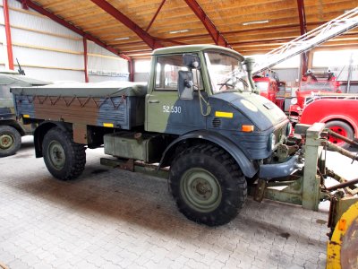 Mercedes Unimog with Snowplow in Aalborg Forsvars- og Garnisonsmuseum, pic4 photo