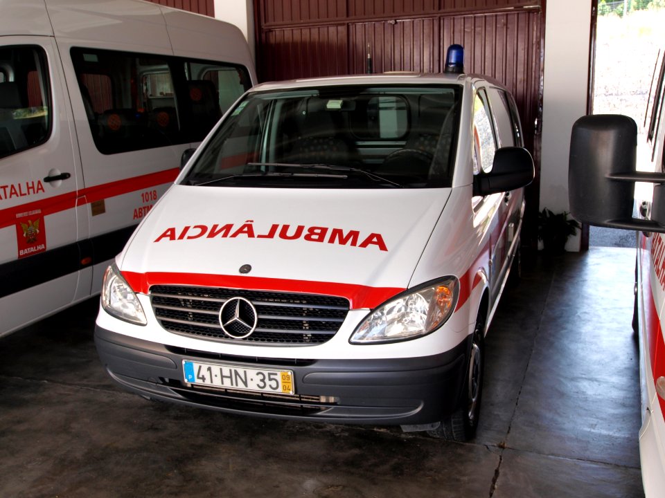 Mercedes ambulance, Bombeiros Batalha, Unit