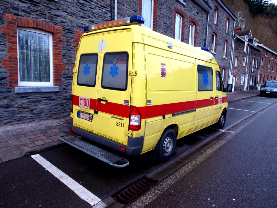 Mercedes Sprinter CDI Ambulance A.m.u. La Roche pic4