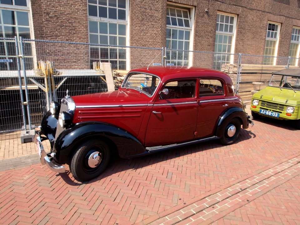 Mercedes p2