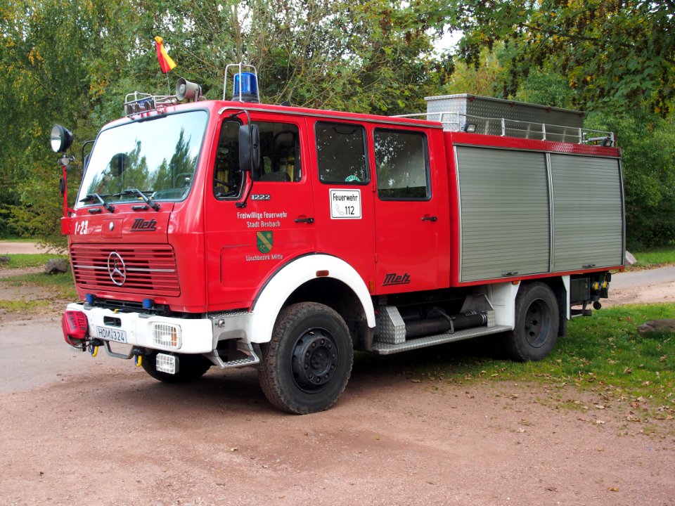 Mercedes 1222 Metz,Feuerwehr Bexbach, Lbz Mitte, Unit 1-23, Grenzlandmeisterschaften 2014, bild 1