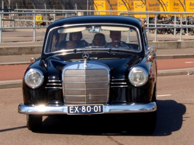 Mercedes-Benz 190 D EX-80-01 pic9