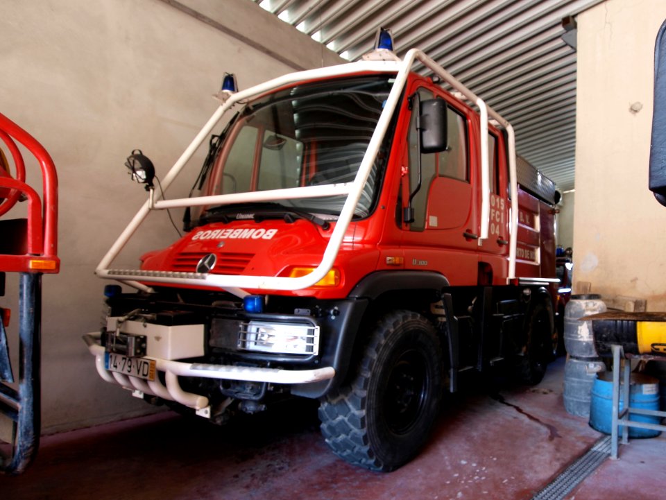 Mercedes U300 UNIMOG Bombeiros Voluntarios, Porto de Mos
