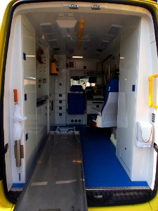 Mercedes Ambulance Kennemerland, unit 12-184, foto3