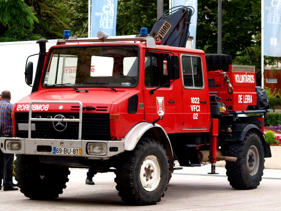 Mercedes , Bombeiros Voluntarios De Leiria, 1022 VFCI 02 pic2