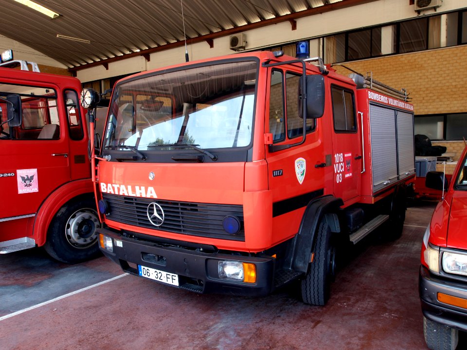 Mercedes 1117, Bombeiros Batalha, Unit 1018 VUCI 03 pic