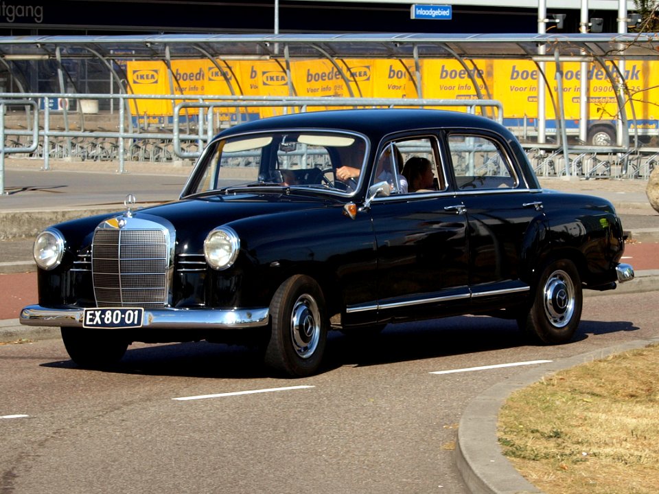 Mercedes-Benz 190 D EX-80-01 pic1