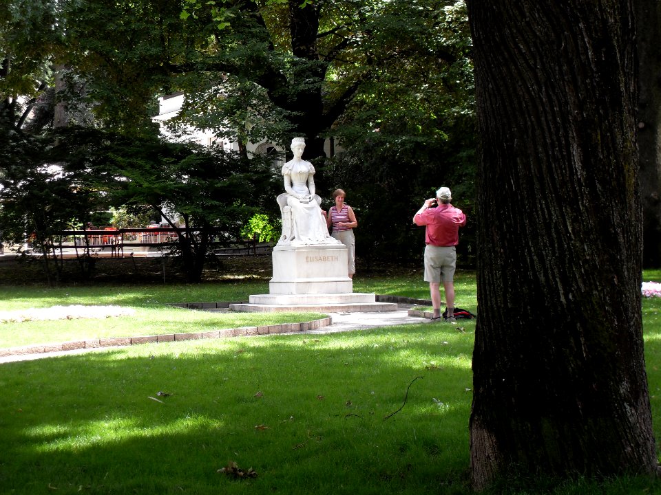 Meran, Monument Empress Elisabeth