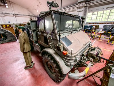 Mercedes Unimog, Gunfire museum Brasschaat pic1 photo