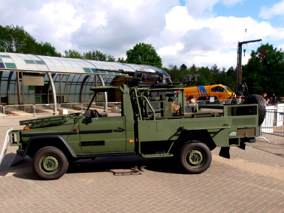 Mercedes jeep G-class