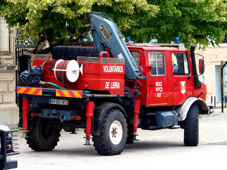 Mercedes , Bombeiros Voluntarios De Leiria, 1022 VFCI 02 pic1