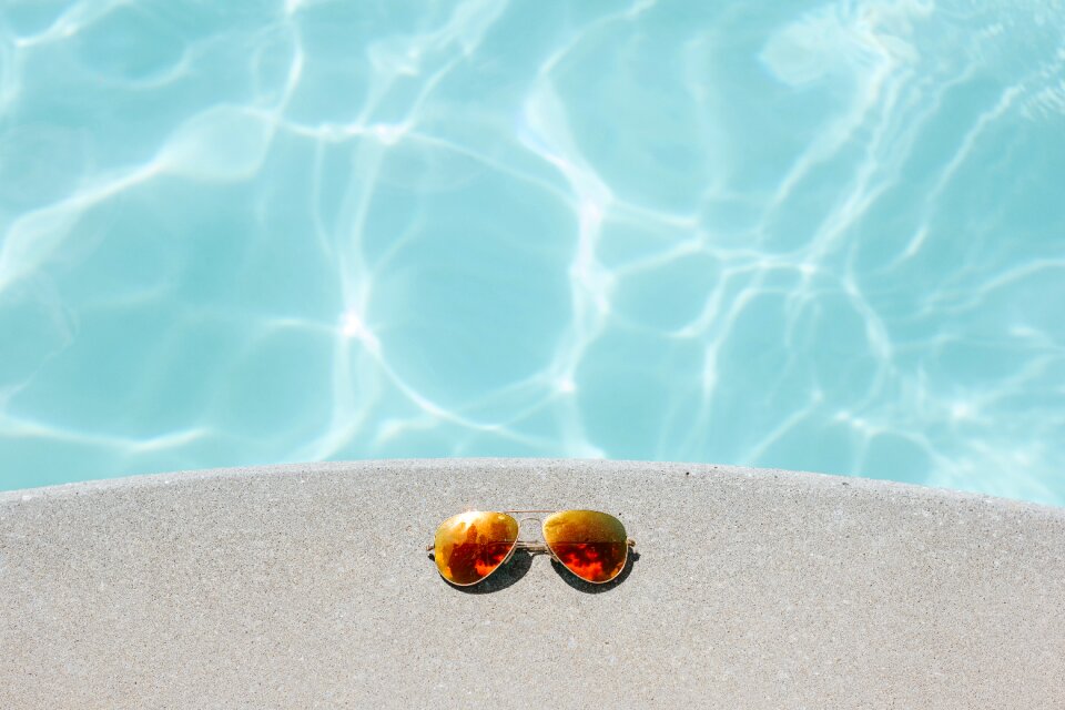 Resort sun swimming pool