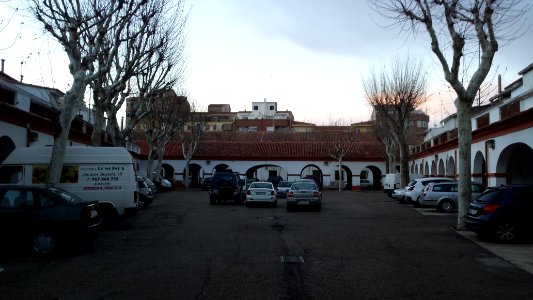 Mercado de las Casas Baratas. Plaza Porticada. Arquitectura de época franquista. Albacete 2