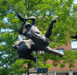 Meierijstad schijndel kunstwerk fluitspelende centaur