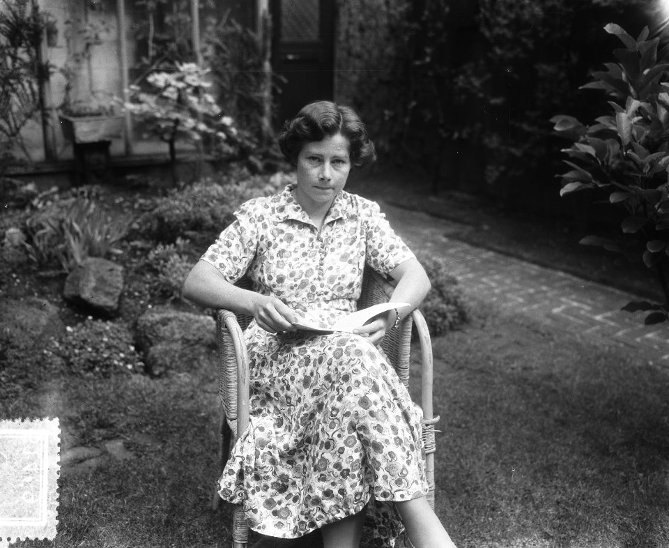 Mejuffrouw Lintveld Gouvernante Prinses Marijke, Bestanddeelnr 905-1469