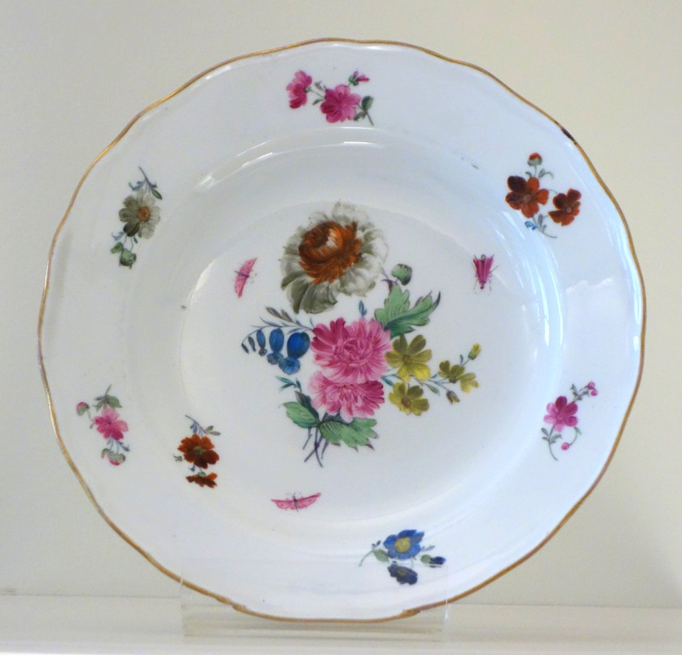 Meissen porcelain, probably 1774-1813 - Museum M - Leuven, Belgium - DSC05562
