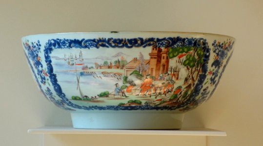 Meissen porcelain, probably 1774-1813 - Museum M - Leuven, Belgium - DSC05570