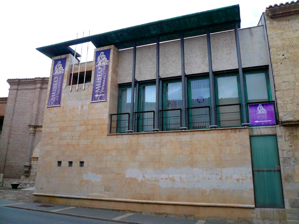 Medina del Campo - Palacio del Marqués de Falces (Casa de Cultura y Biblioteca Municipal Gerardo Moraleja) 5