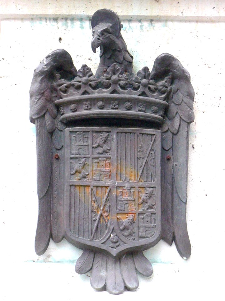 Medina del Campo - Busto de Isabel La Católica 3