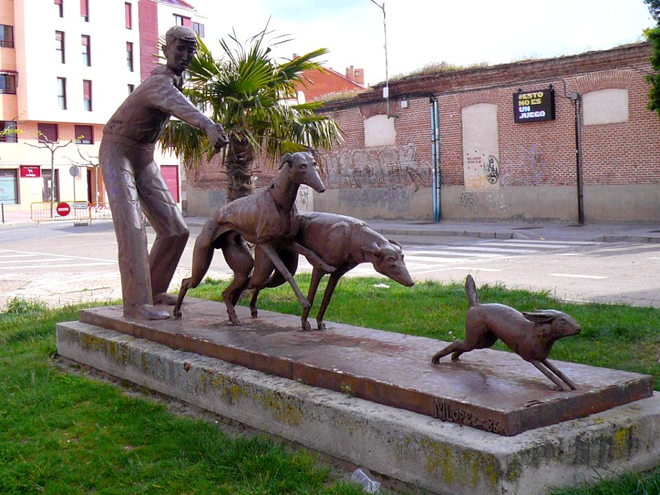 Medina del Campo - Escultura 2