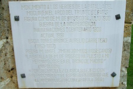 Medina de Rioseco - Monumento a los Héroes de la Batalla de Moclín 01