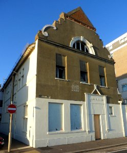 Medina House, Kings Esplanade, Hove (September 2013) (1)