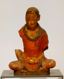 Meditating Buddha, Khocho, Temple Q, 8th century AD, painted and gilded clay - Ethnological Museum, Berlin - DSC01443